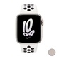 Apple Watch Nike SE (2022), 44 мм, корпус из алюминия цвета «сияющая звезда», спортивный ремешок Nike цвета «Чистая платина/Чёрный» - фото 1