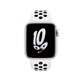 Apple Watch Nike SE (2022), 40 мм, корпус из алюминия цвета «сияющая звезда», спортивный ремешок Nike цвета «Чистая платина/Чёрный» - фото 1